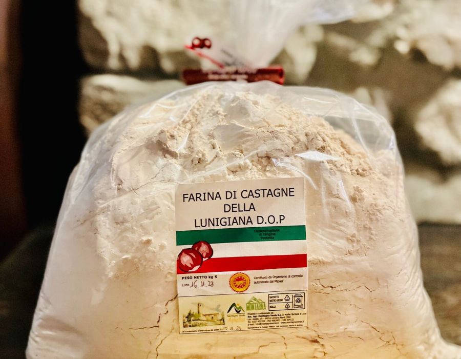 Farina di castagne della Lunigiana DOP