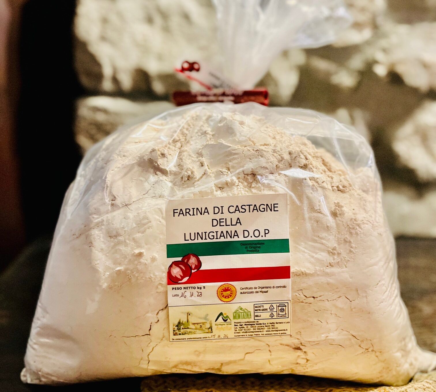 Farina di castagne della Lunigiana DOP