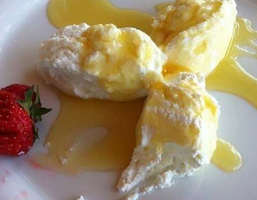 Ricotta mantecata al miele