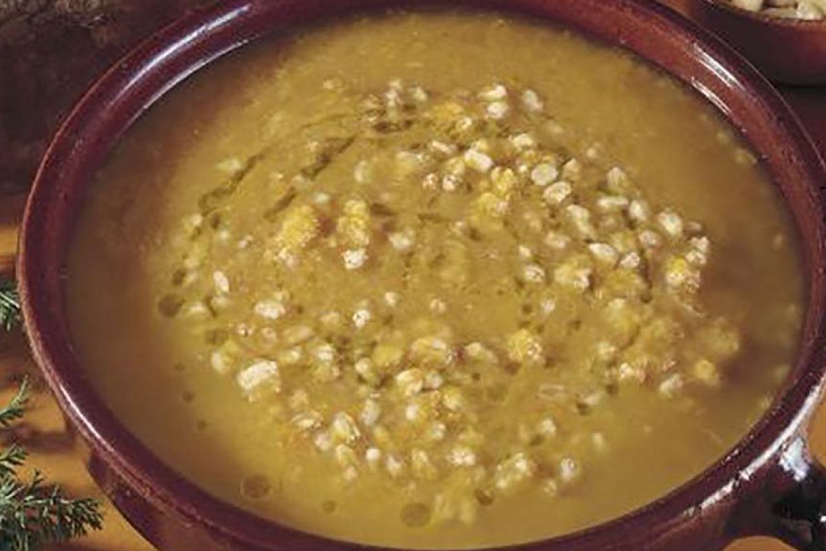 Zuppa di farro alla lucchese